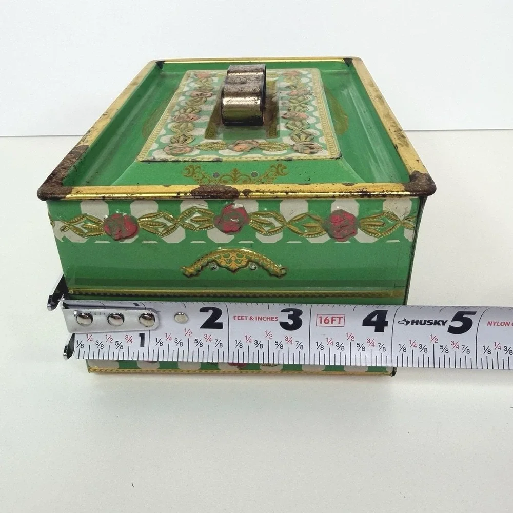 Tin Trinket Box Rusty Green & Gold‎ With Pink Roses Jewelry Box Storage Box
